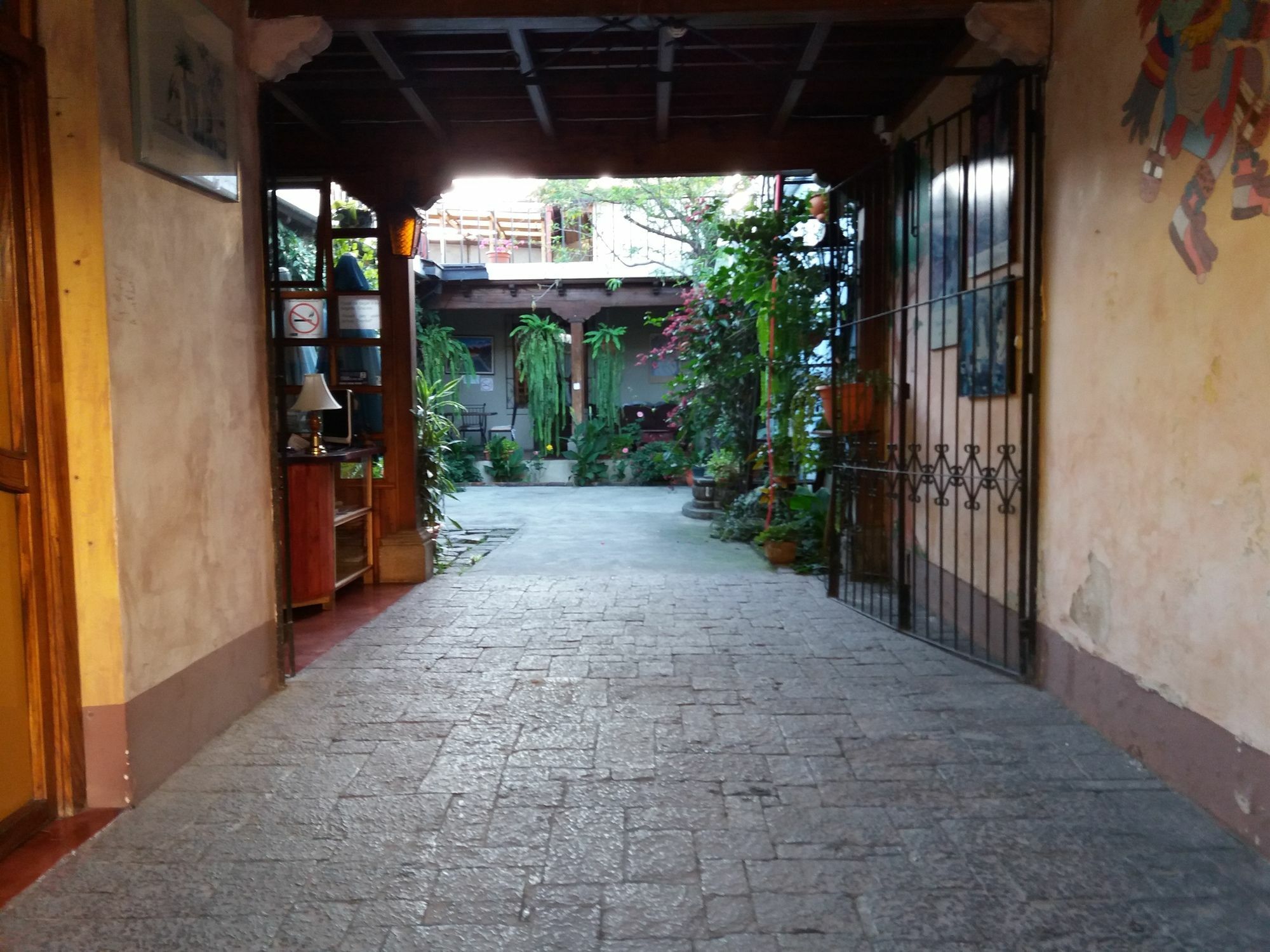 Dionisio Inn Antigua Eksteriør billede