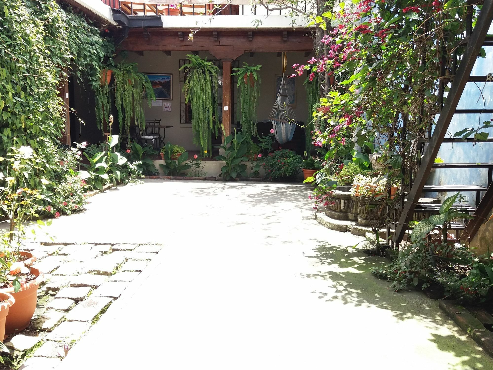 Dionisio Inn Antigua Eksteriør billede