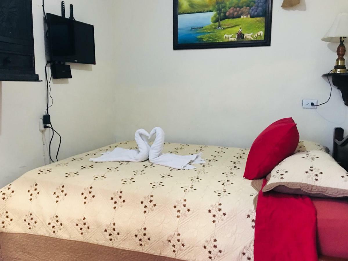 Dionisio Inn Antigua Eksteriør billede