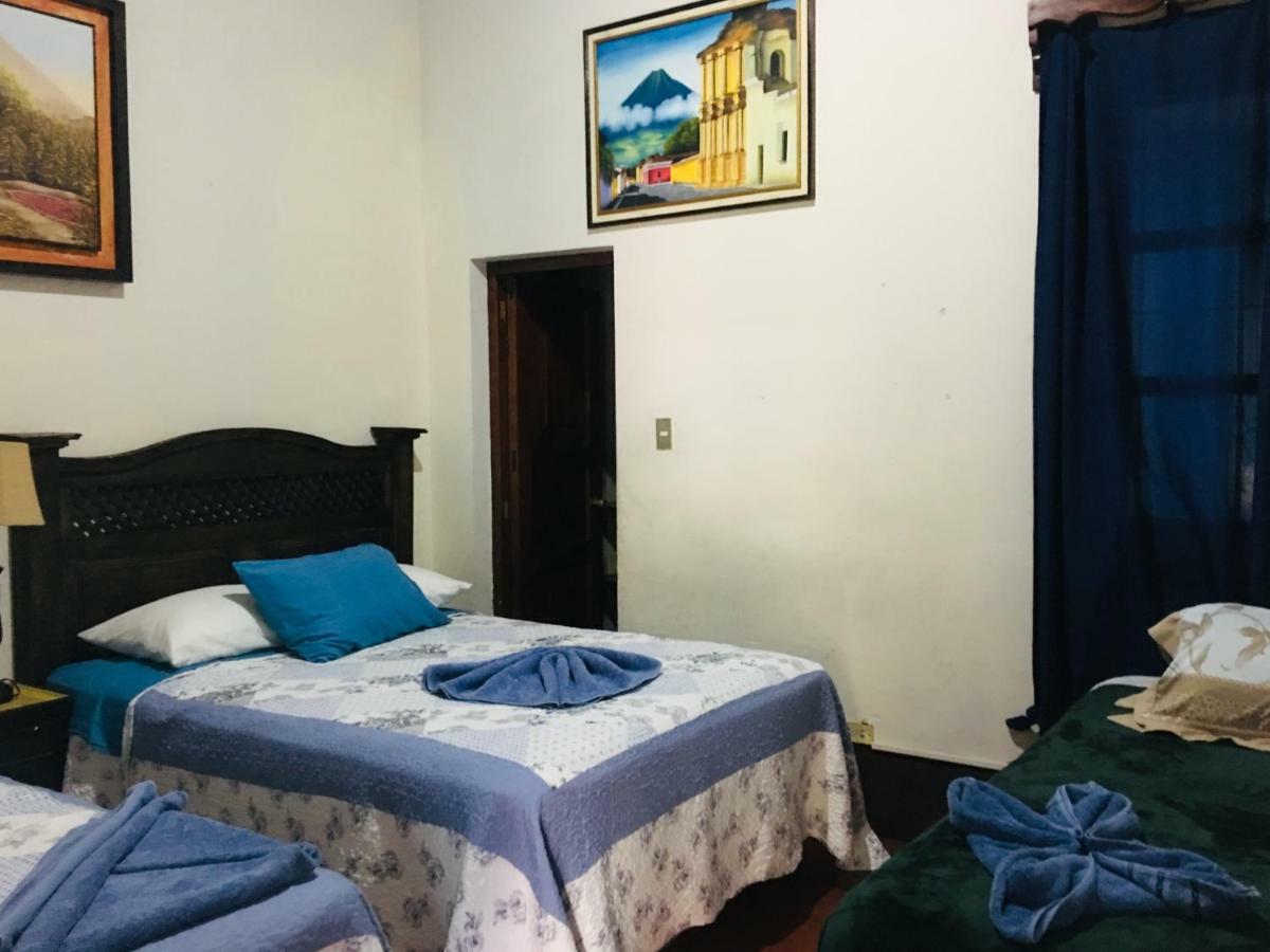 Dionisio Inn Antigua Eksteriør billede